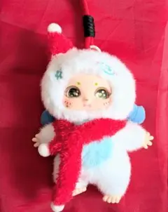 ビーモ　ホワイト　ぬいぐるみ　人形　クリスマスカラー