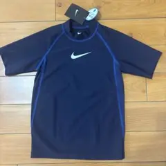 NIKE ナイキ　ラッシュガード　スイムウェア　水着　UVカット　130cm