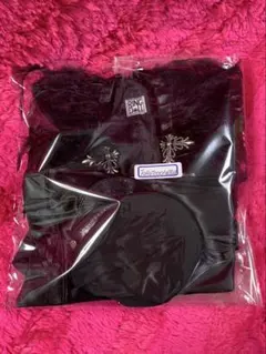 Item thumbnail for item 132f7029-0af1-46ec-8228-66188aee1704