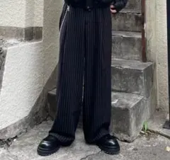 最終値下げ【Chikashitsu +】stripe tuck slacksのサムネイル