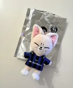 SKZOO アイエン フォクシニー ぬいぐるみ キーリング KARMA