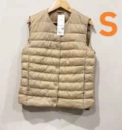 UNIQLOパフテックコンパクトベストSサイズベージュ　ダウンベスト　　ユニクロ