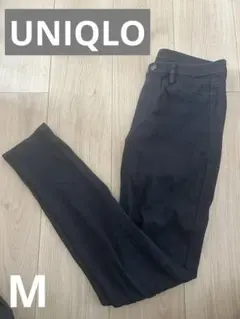 ユニクロ　ブラック スキニーパンツ　M