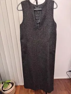 美品　ダークグレー Vネック ロングワンピース М ジャンパースカート