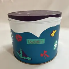 AUDREY 2024クリスマス缶　オードリー