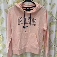 Nike ナイキ　フード付きパーカー ピンクレディース【その他パーカーも出品中】