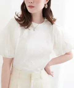 新品！natural couture オーガンジーパフスリーブTのサムネイル