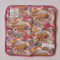 【未使用・シール付き】LIBERTY　タオルハンカチ　小さめ　値下げのサムネイル