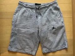 美品　Jordan グレー ショートパンツ Lサイズ