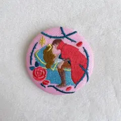 ディズニー刺繍缶バッチ（眠れる森の美女）
