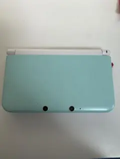 Nintendo 3DS LL 本体 充電器付き