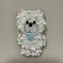 ビーズ刺繍ブローチ　くま　ライトブルー