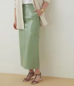6/12までの最終値下げ アダムエロペライトグリーンタイトスカートのサムネイル