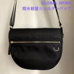 グローバルワーク　GLOBAL WORK 撥水軽量フラップショルダーバッグのサムネイル