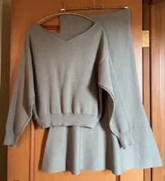 アパートバイローリーズ　ニットセットアップ　サイズM