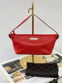 【極美品❢】グッチGucci　レザー ボート ポシェット　保存袋付きのサムネイル
