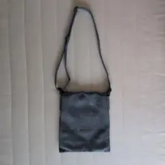 Pelletteria Venetaレザー ショルダーバッグのサムネイル