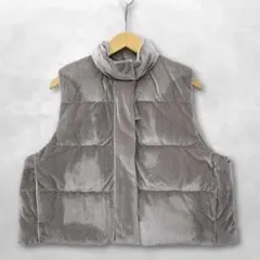 セモアージュ ショート丈 シャイニー コーデュロイ ダウンベスト