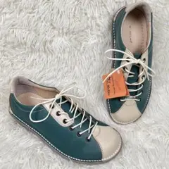 Item thumbnail for item bf5c8d6b-a345-41bc-8607-92964b6995fe