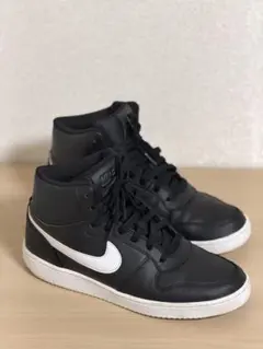 NIKE エバノン MID AQ1773-002 黒白 25.5cm
