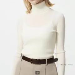 メリノリブタートルネックセーター　ホワイト　白　UNIQLO　ユニクロ