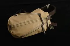 o-24 コーチ ボディバック ベージュ レザー メンズ 鞄 革