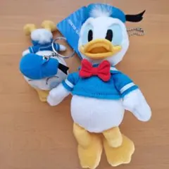 ドナルド ぬいぐるみバッジ ファンキャップ キーチェーン