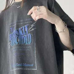 《JaVaジャバコラボ》ピグメント加工グラフィックプリントTシャツ　B