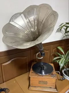 骨董品 蓄音機 木製 大型ホーン付 レコード HEART PHONE - メルカリ