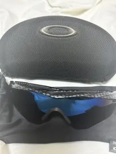 Oakley オークリー スポーツサングラス ブラック/ケース付きのサムネイル