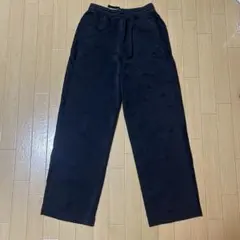 【美品】PUMA ペイズリー柄 トラックパンツのサムネイル