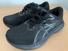 ニューバランス スニーカー