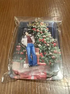 Item thumbnail for item 34023772-8456-499d-8aea-67a70ce480bf