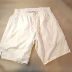 サッカーインナーハーフパンツ　ホワイト　Ｌサイズ