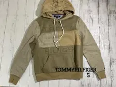 トミーフィルガー　レディース　パーカー　Ｓ　裏起毛