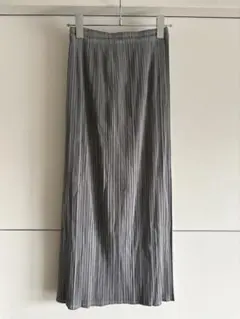 PLEATS PLEASEのサムネイル