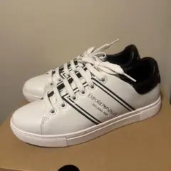 EMPORIO ARMANI イーグル　ロゴ　スニーカー
