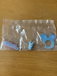 TWICE　LOVELYS　アクリルカラビナ　フロッキーマスコット NAYEON