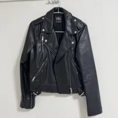 ZARA ブラック フェイクレザーライダースジャケット M