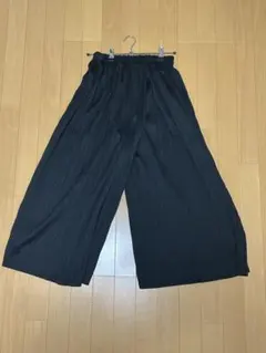 GU イージープリーツパラッツオパンツ ブラック Mサイズ