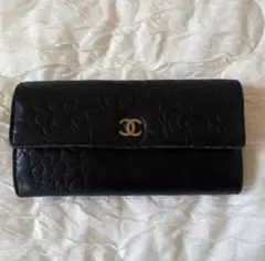 【正規品】美品 CHANEL シャネル カメリア Wホック 財布 黒 CHANEL（シャネル） カメリア エンボス ココマーク 2つ折財布 二つ折り