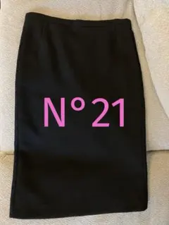 N°21 ヌメロヴェントゥーノ　タイトスカートのサムネイル