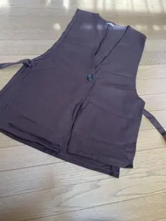Lutique ✴︎ブラウンベスト✴︎ボタン付き