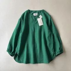 【新品】Le Minor リネン キーネック タックブラウス　ゆったりのサムネイル