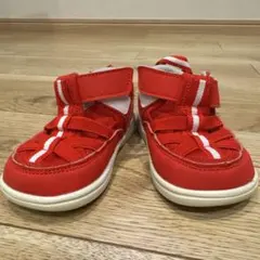 イフミーの赤いベビーサンダル