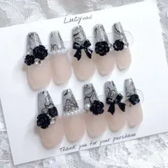 現品】ネイルチップ♡ブラック ベージュ 量産型地雷韓国ワンホン