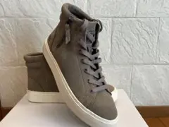 UGG グレーベージュ　ハイカットスニーカー