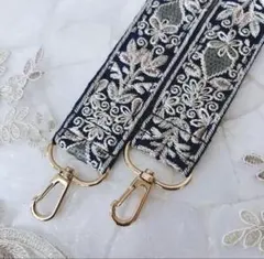 インド刺繍リボン ストラップ（ネイビー）