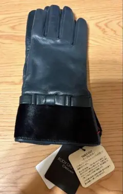 【新品未使用】BODY DRESSING Deluxe レザー手袋 ネイビー