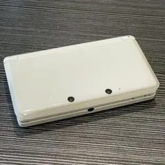 ニンテンドー3DS アイスホワイト
